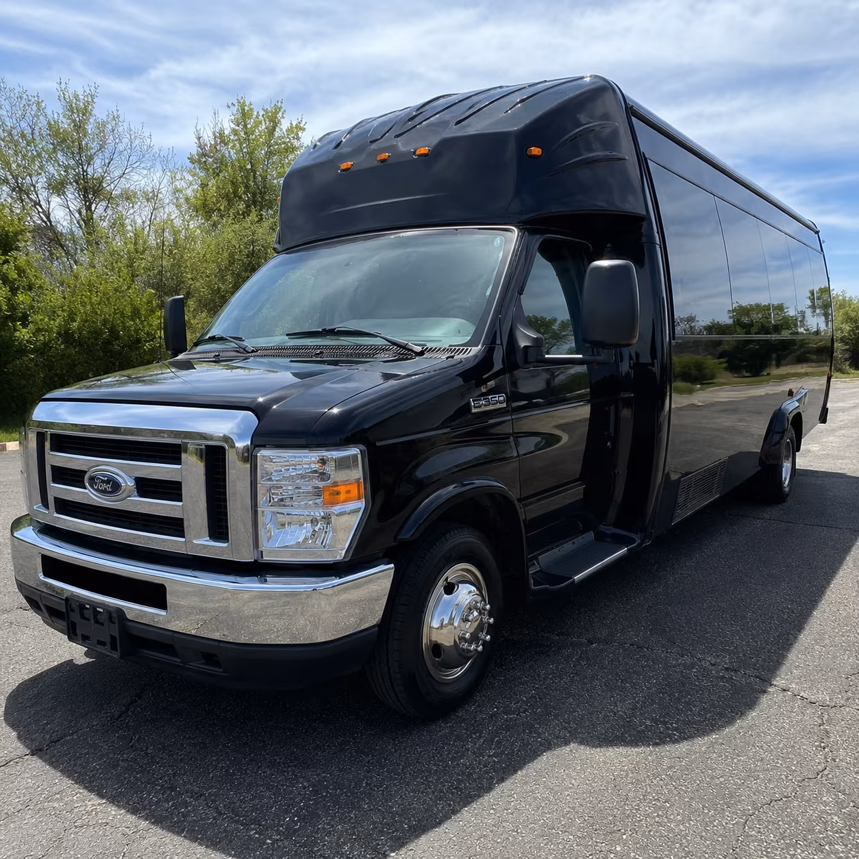 Edison Homecoming & Prom Party Bus Rentals