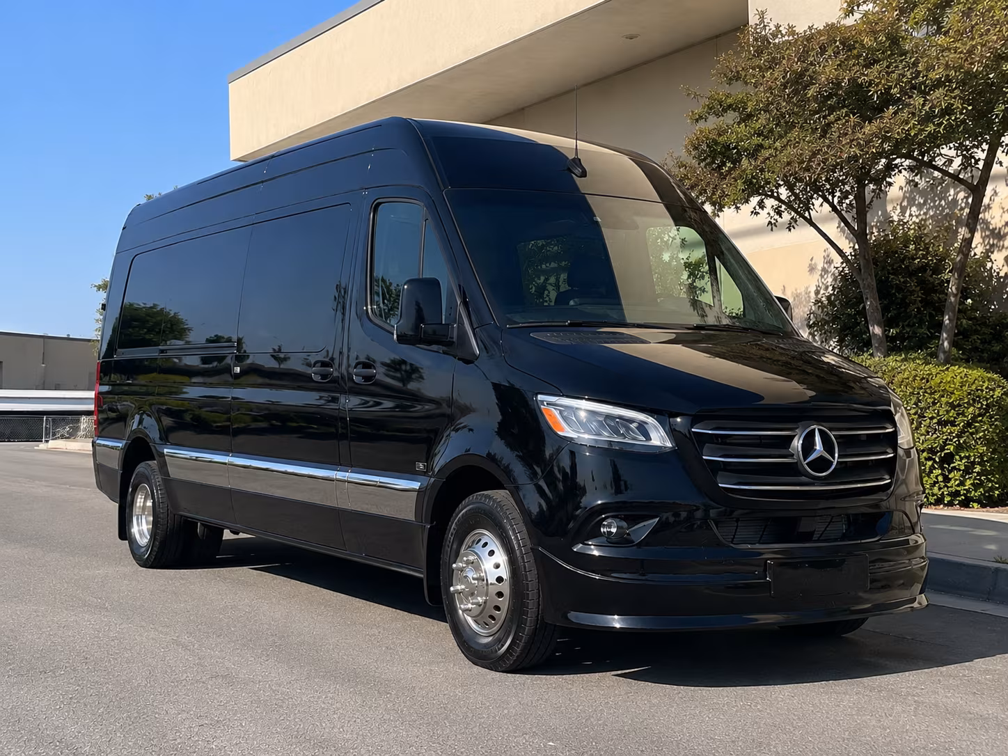 Elizabeth Wedding Transportation & Shuttle Service