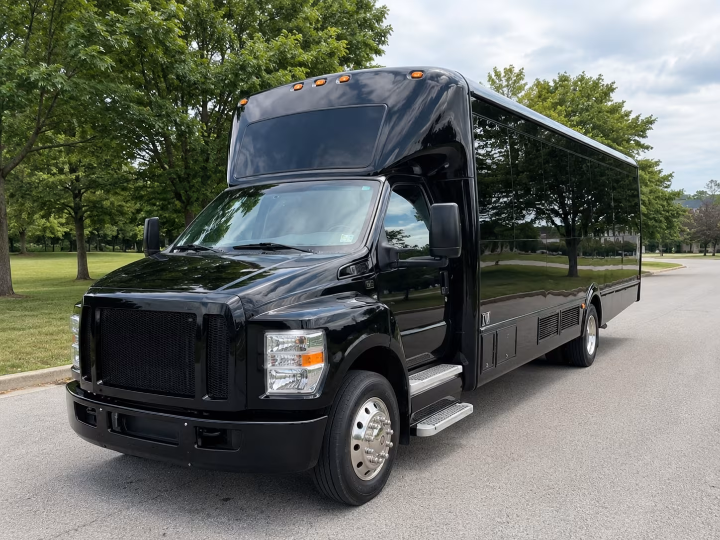 Jersey City Homecoming & Prom Party Bus Rentals