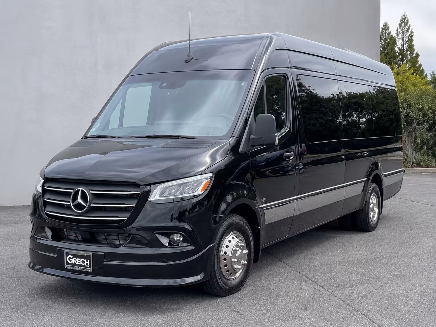 Yonkers Airport Shuttles & Transportation