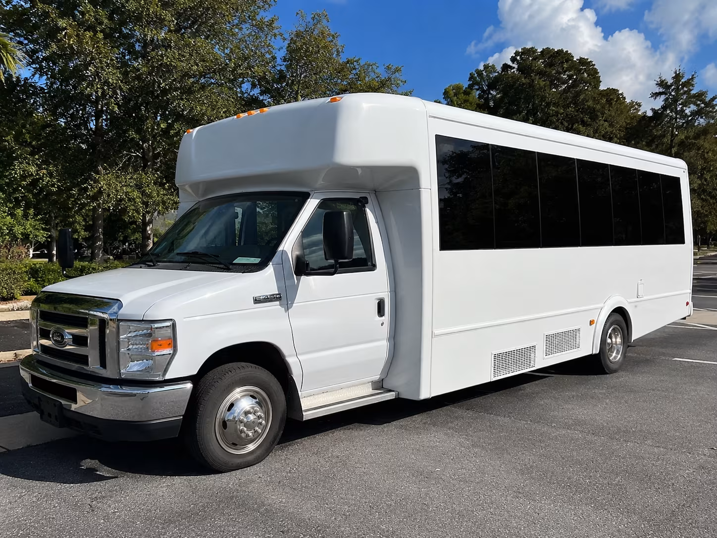 Yonkers Birthday, Sweet 16, & Quinceañera Party Bus Rentals